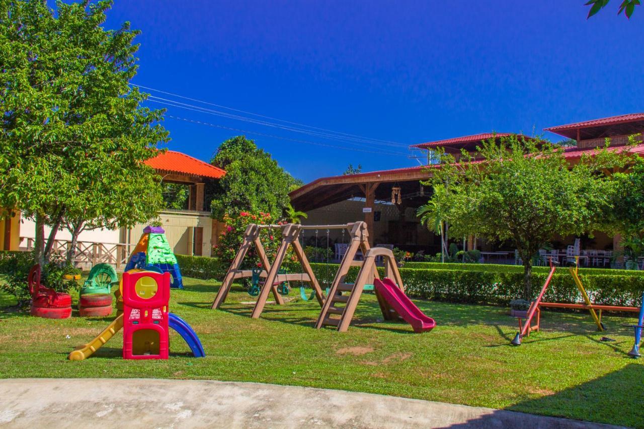 Deluxe Suites Guacamayos - Eco-Lodge & Swimming Pool Bonao Exteriör bild